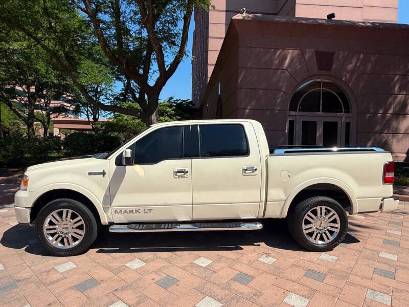 lincoln mark lt 2008 5LTPW18588FJ02624 image lincoln mark lt 2008 5LTPW18588FJ02624 image